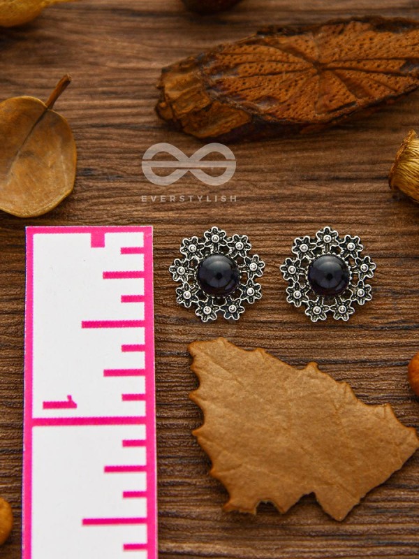 Onyx in a garden - Tiny Trinket Earrings