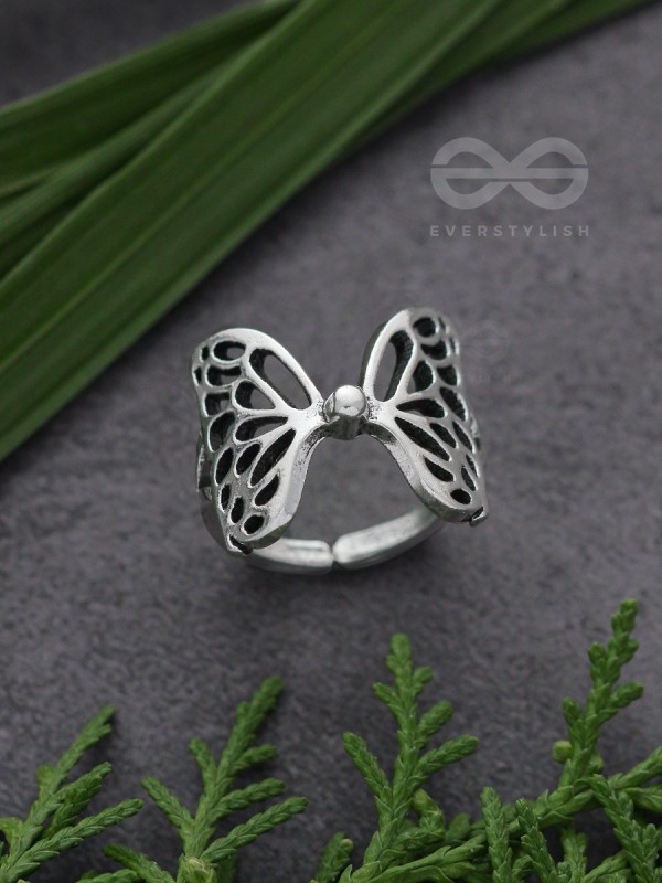 Butterfly Wings Fly Away - Oxidised Adjustable Ring
