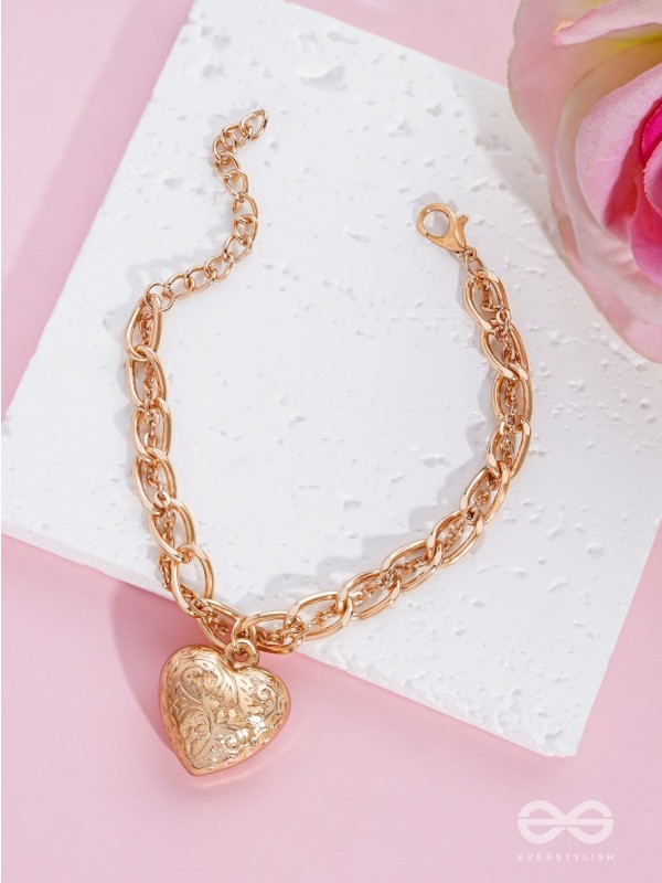 The Heart of Art- Layered Golden Bracelet