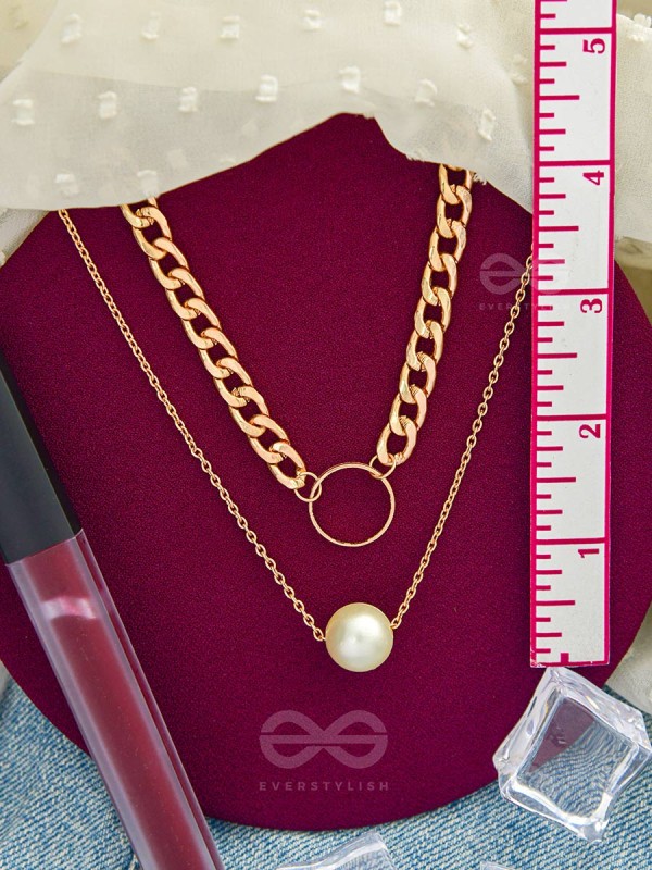 The Epitome of Elegance- Layered Pearl Neckpiece