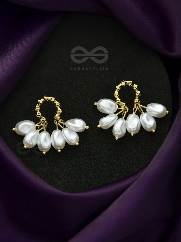 Budding Blossoms- Golden Pearl Earrings