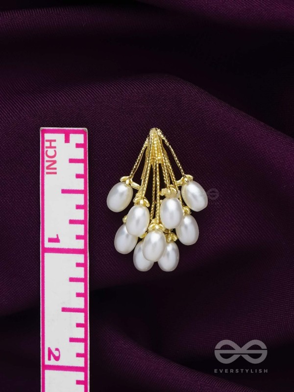 Pearlicious Flowers- Golden Pearl Earrings