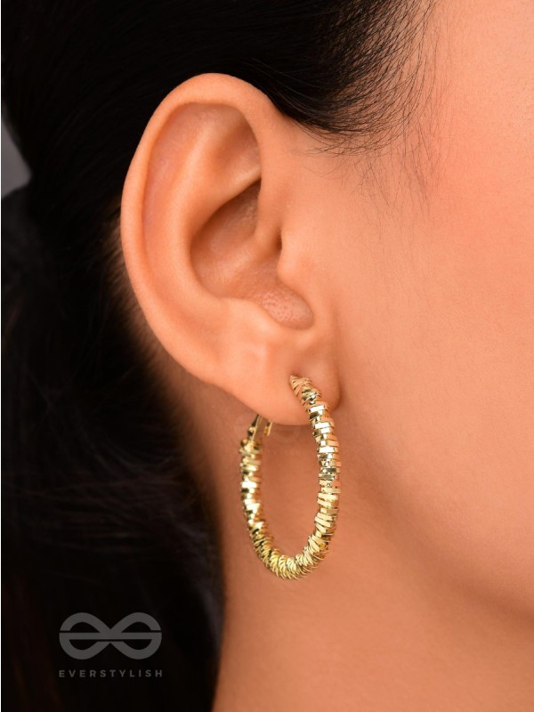 Intertwined Rims- Textured Golden Hoops