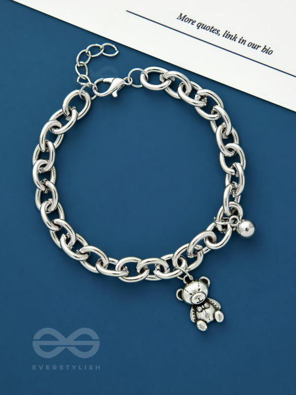 Bubbly Bear- Silver Chunky Chain Bracelet 