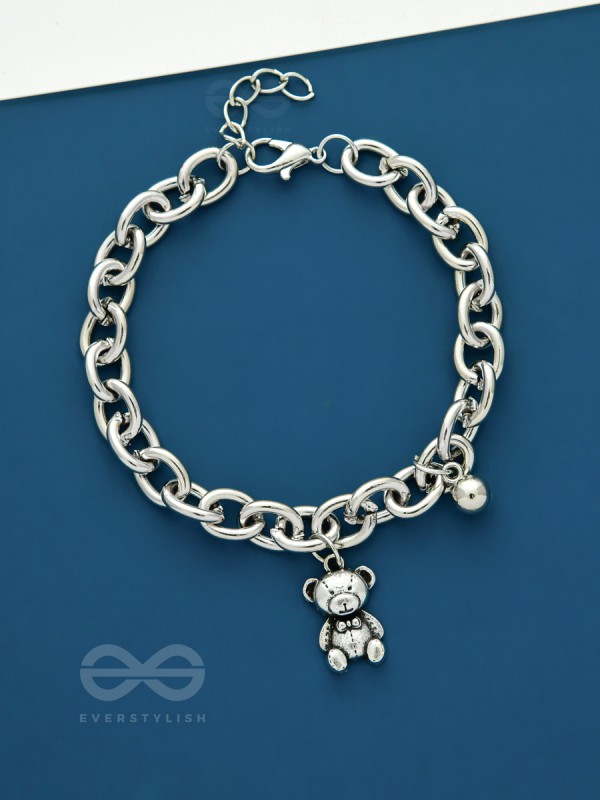 Bubbly Bear- Silver Chunky Chain Bracelet 