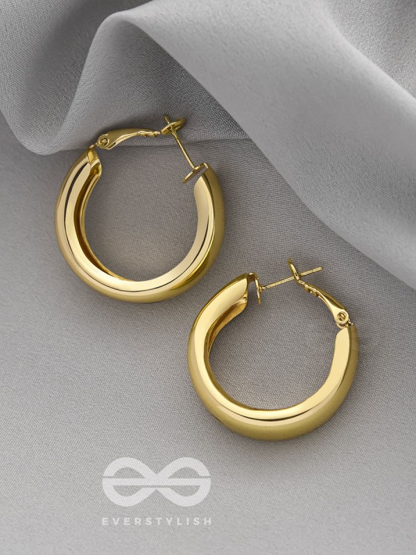 Twinkling Orbits- Golden Hoop Earrings