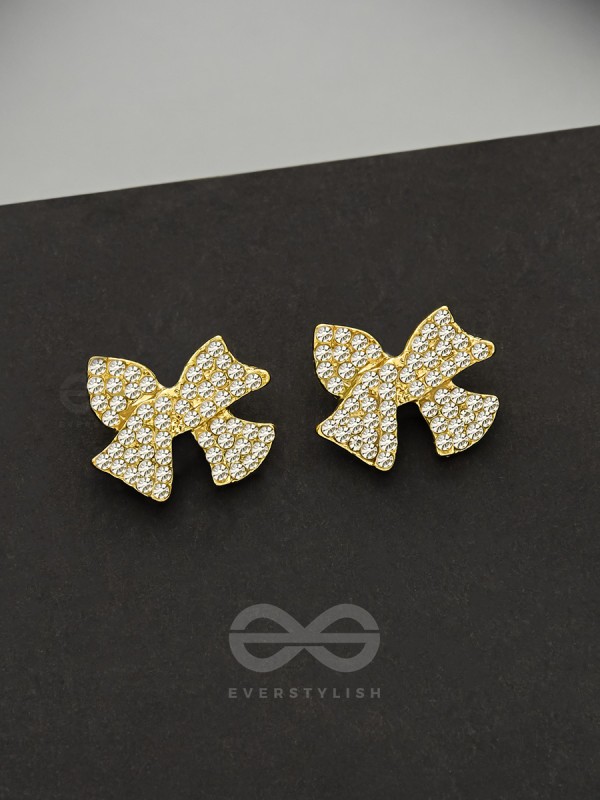 The Knotted Star- Golden Rhinestones Earrings