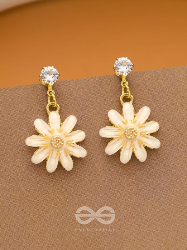 The Snowdrop- Cute Golden Earrings (Chiffon White)