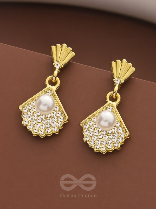 Sand n Pearl- Golden Rhinestones and Pearl Earrings