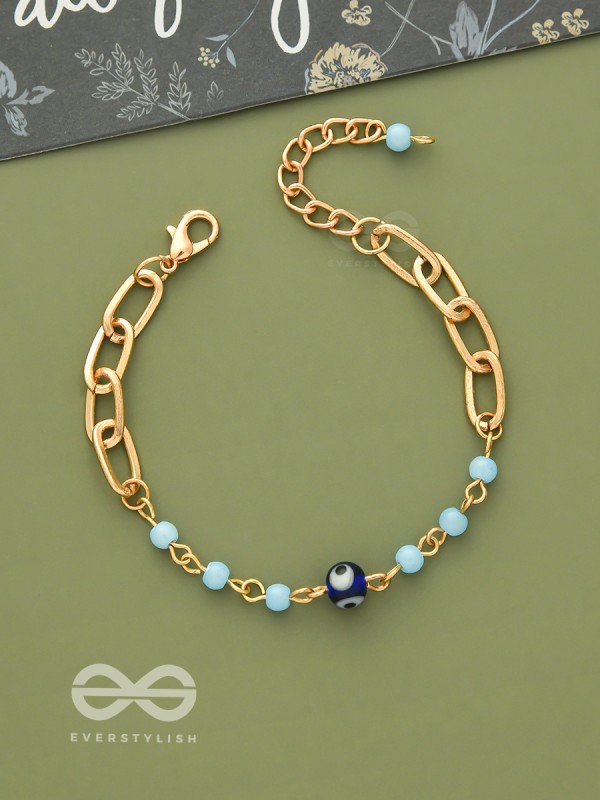 Star of the Show- Evil Eye Stone & Beads Studded Golden Bracelet