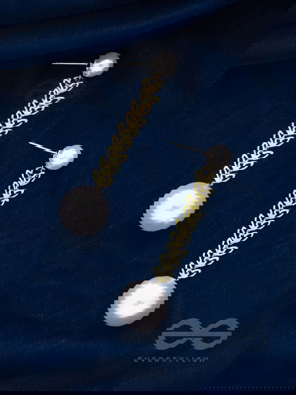 The Dewy Fir- Golden Pearl Earrings