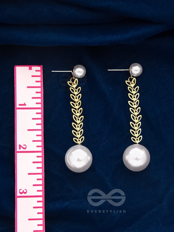 The Dewy Fir- Golden Pearl Earrings
