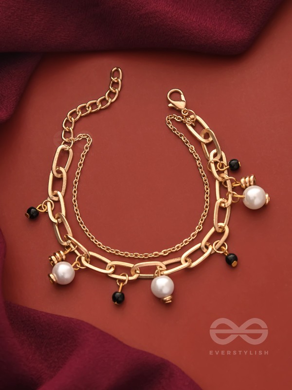 Dark and Light- Golden Layered Pearl Bracelet 