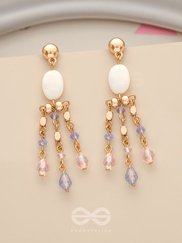 The Dazzling Drizzle- Golden Stone Earrings