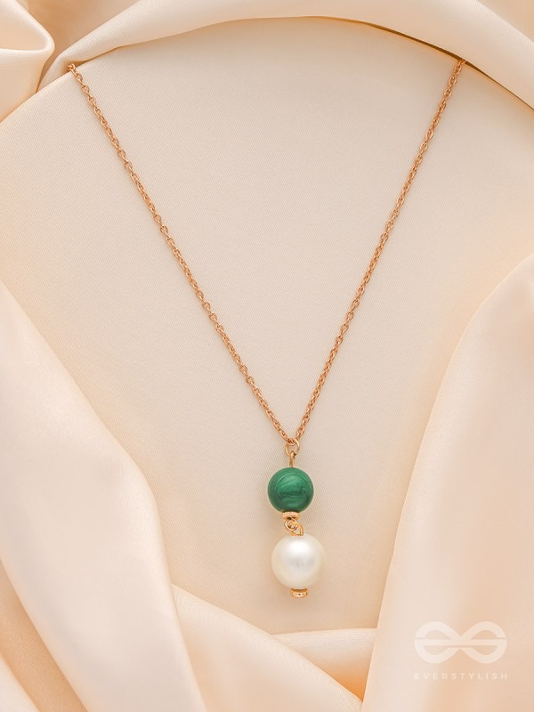 Flora N Fauna- Golden Pearl Necklace With Anti-Tarnish Coating 