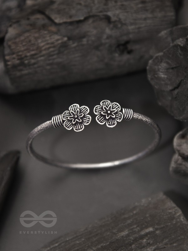 Fancy Florets - Oxidised Bangle Bracelet