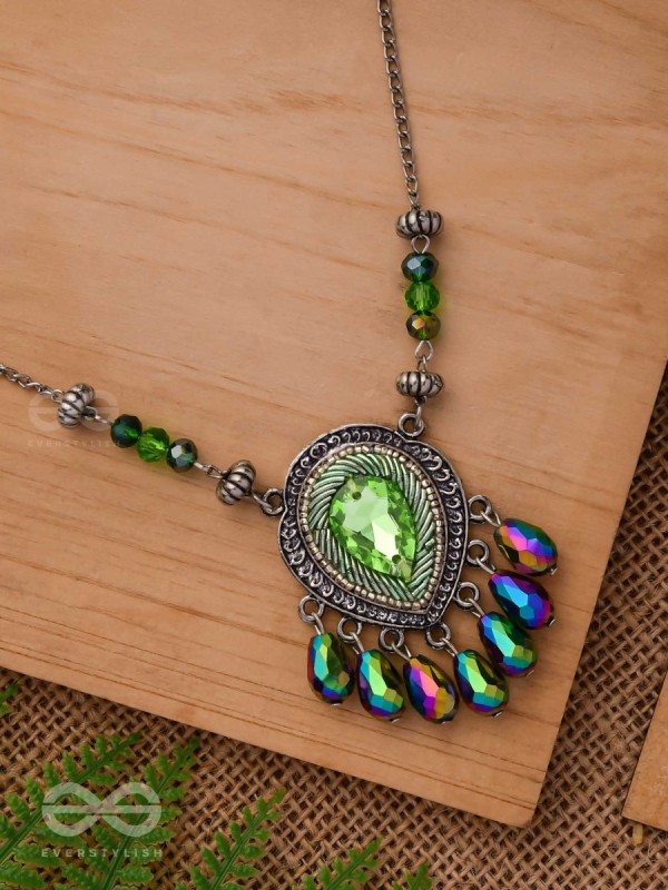 Peshana- The Gorgeous Trinket- Stone and Glass Beads Embroidered Necklace (Sheen Green)
