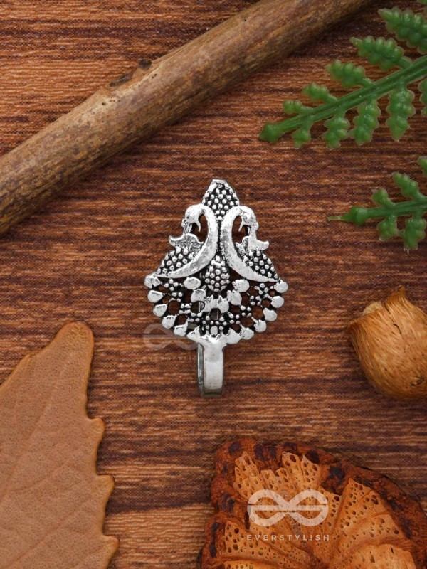 BIRDS OF PARADISE - OXIDISED NON-PIERCED NOSERING