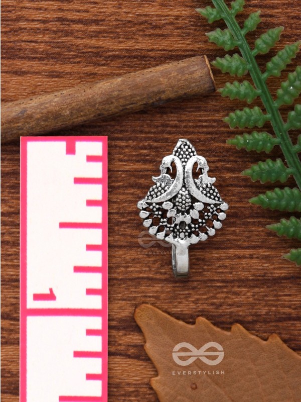 BIRDS OF PARADISE - OXIDISED NON-PIERCED NOSERING