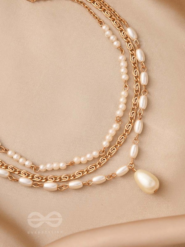 Drops of Sunlight- Golden Pearl Choker Necklace