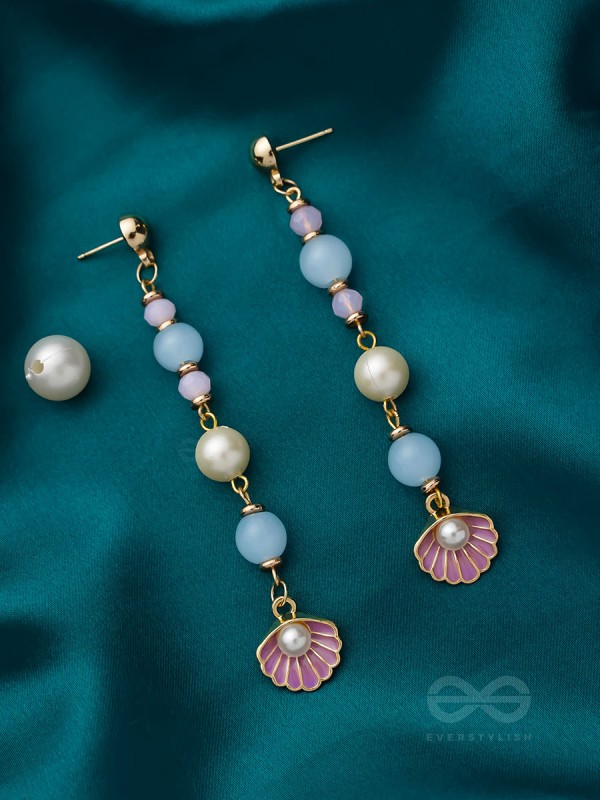 The Sea n Shell- Golden Embellished Earrings