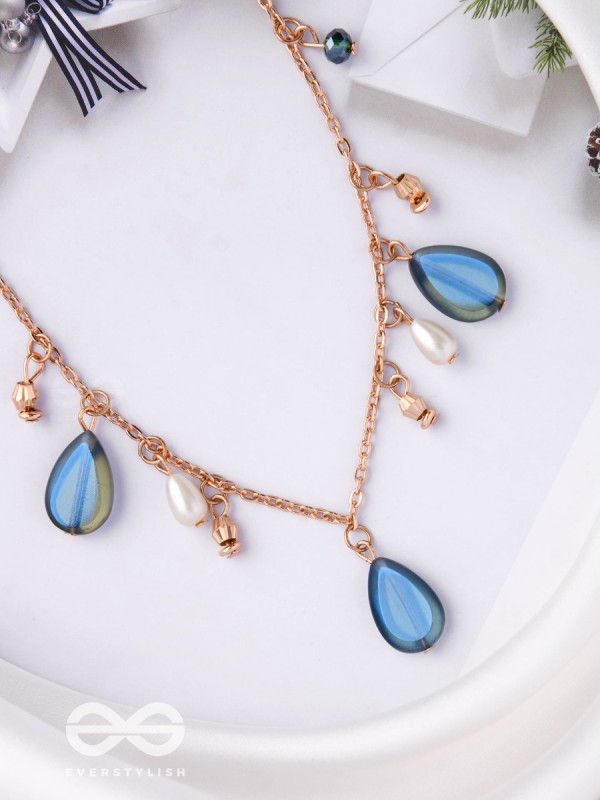The Jade Oysters- Golden Embellished Necklace With Anti-Tarnish Coating 