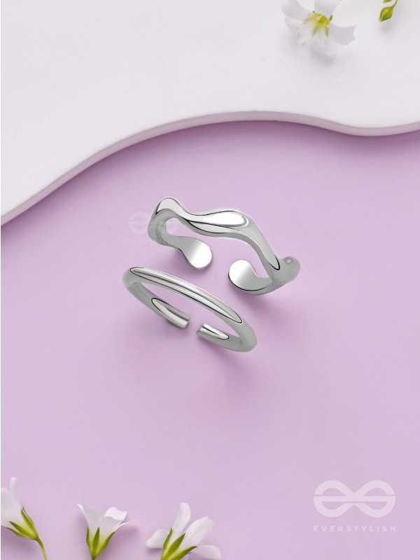 The Moonlit Trails- Silver Set of Two Rings