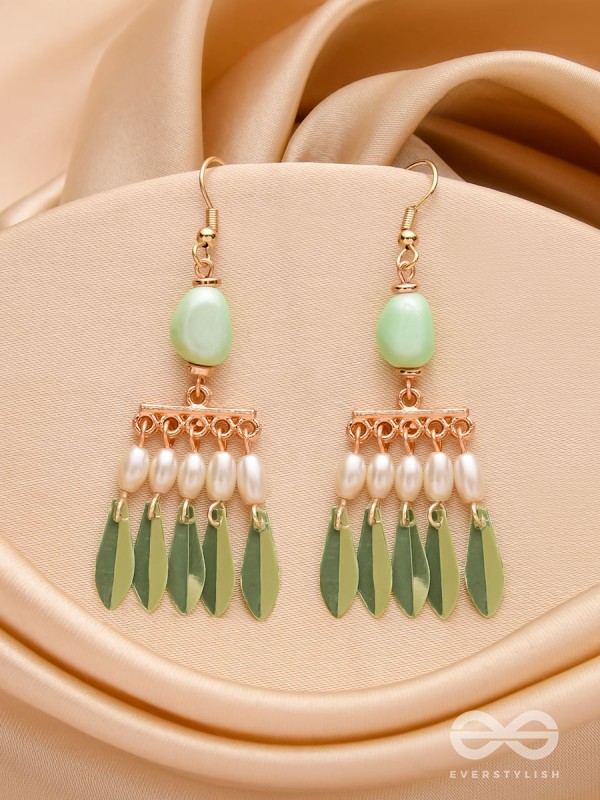 The Fancy Fern- Golden Pearl Earrings