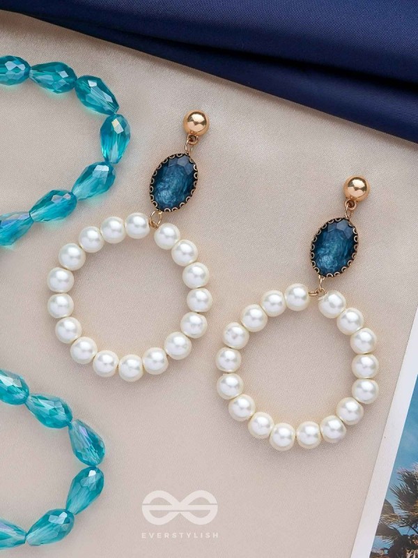 The Misty Moon- Golden Pearl Earrings