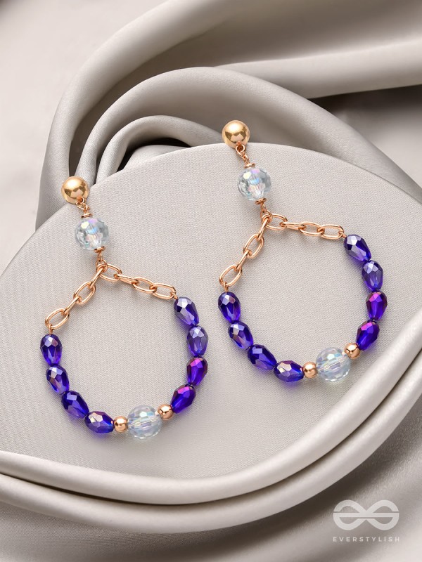 The Shimmering Stars- Golden Embellished Earrings