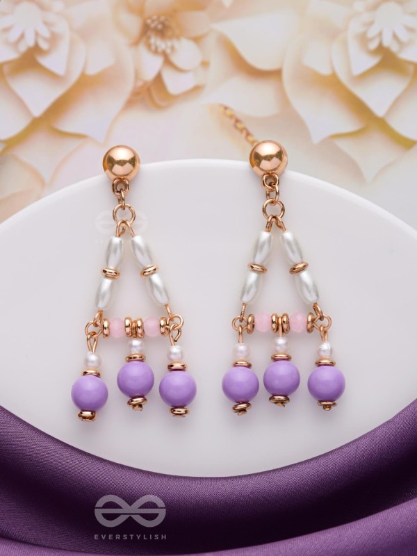 THE ETHEREAL ECHOES - LAVENDER AND WHITE BEADED EARRINGS