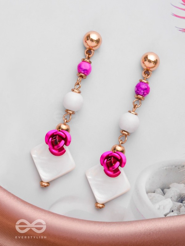 THE SPRING FLING - PLAYFUL PEARL DROP EARRINGS 