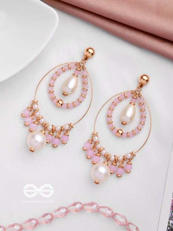 THE PINKING PEARLS - CLASSIC PEARL EARRINGS