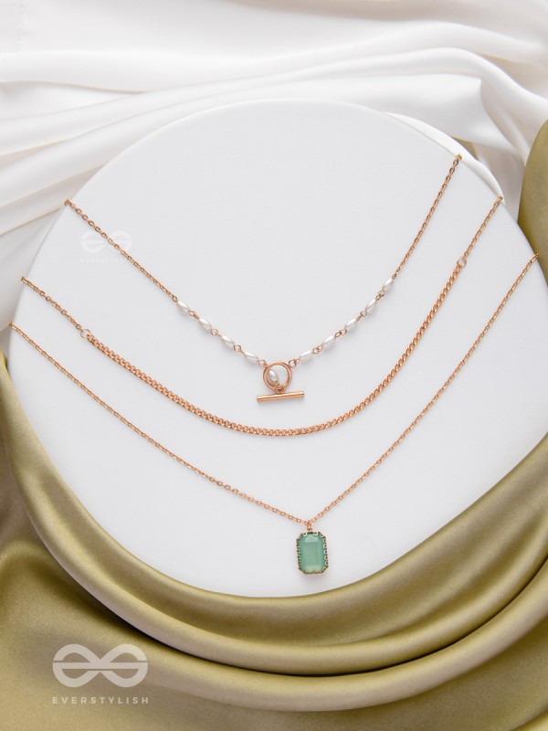 THE AQUA ESSENCE - MULTI LAYERED NECKPIECE