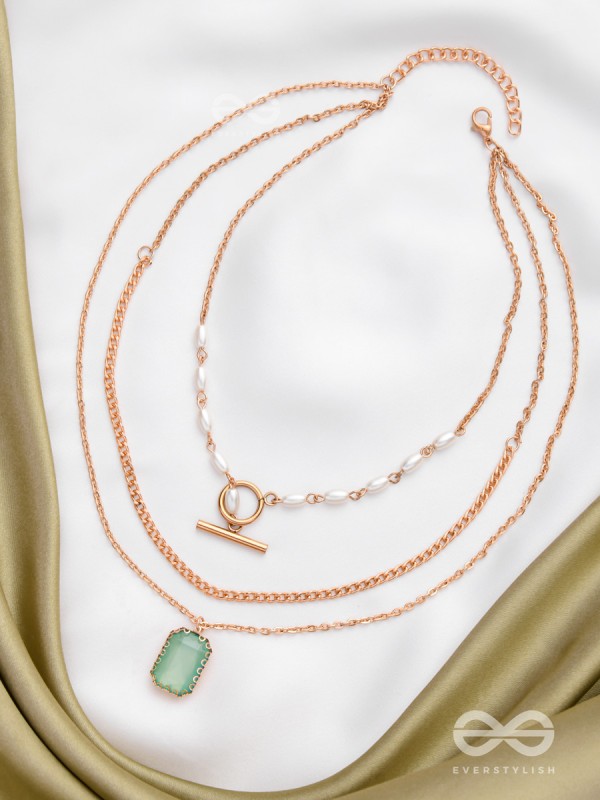 THE AQUA ESSENCE - MULTI LAYERED NECKPIECE