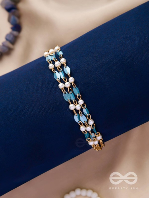 THE AQUAMARINE DELIGHT - ELEGANT MULTILAYERED BRACELET