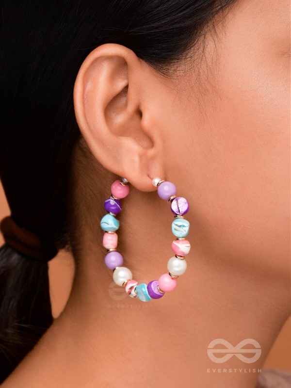 FUNKY FUNFAIR FANTASY - CUTE HOOP EARRINGS