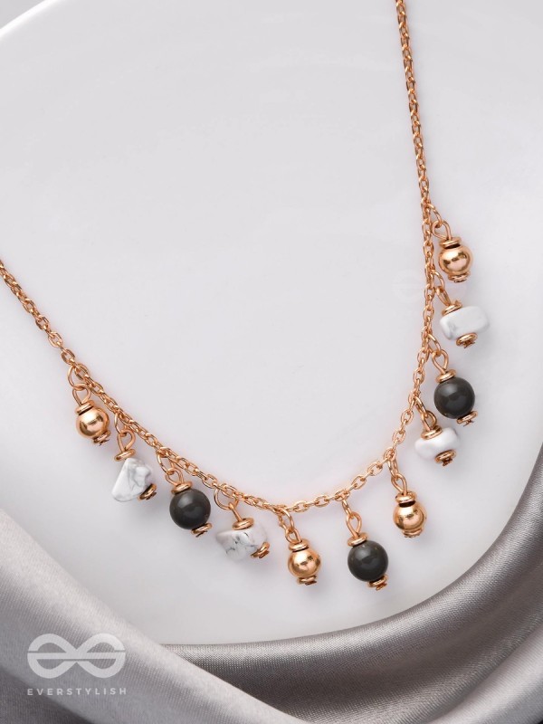 The Graceful Gleam - Casual And Minimal Neckpiece With Anti-Tarnish Coating 