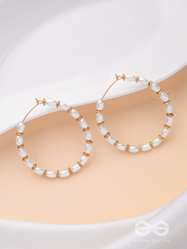 THE DREAMY DRIFT - LIGHTWEIGHT PEARL HOOP