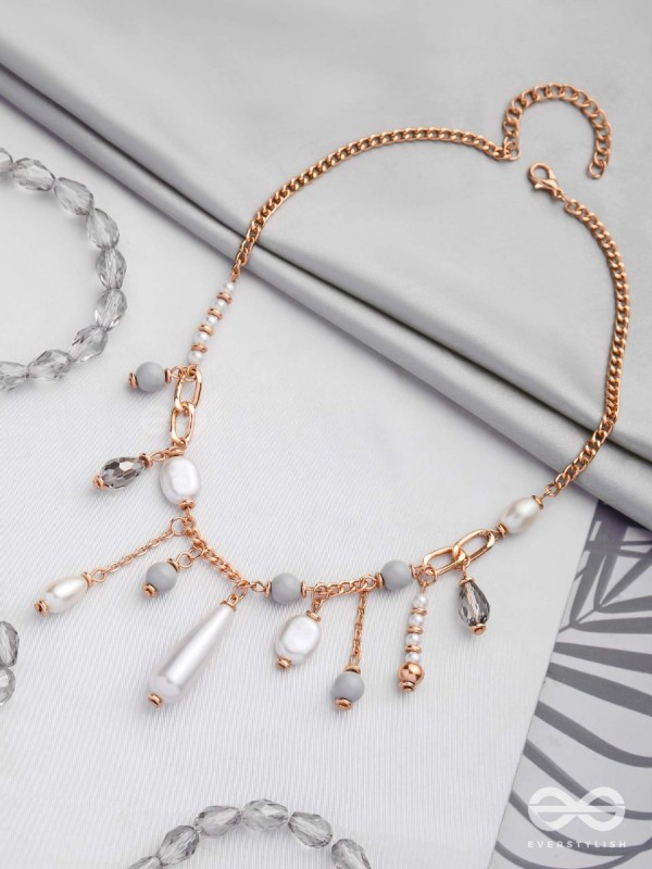 The Rainy Bliss - Casual Pearl Neckpiece With Anti-Tarnish Coating 