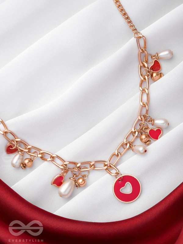 The Scarlet Affair - Cute Hearts Neckpiece With Anti-Tarnish Coating 