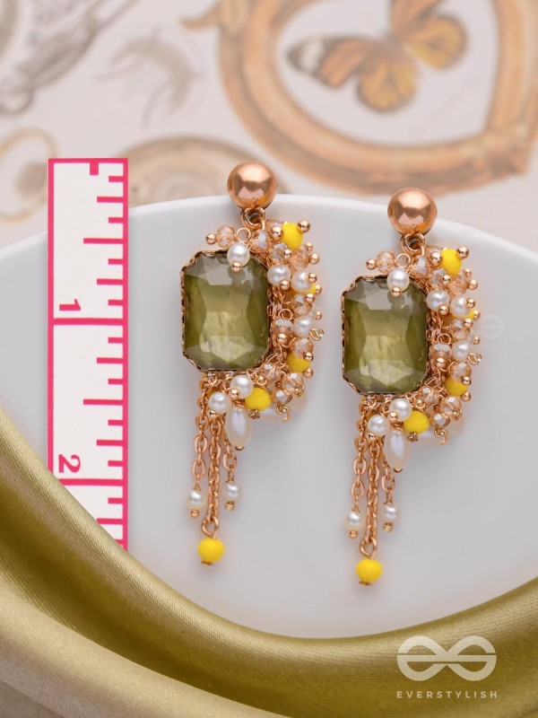 THE GLAMOROUS VINE - STATEMENT DROP EARRINGS