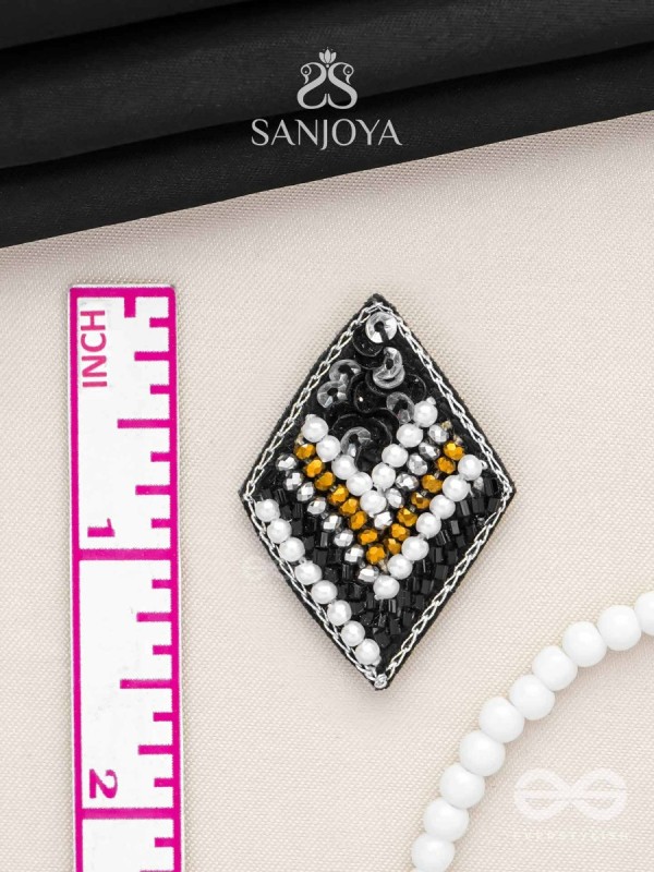 Anavila - The Night's Symphony - Sequins, Cutdana And Beads Hand Embroidered Stud Earrings (Black)