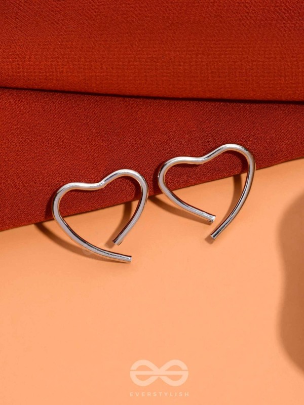 LOVE IN PROGRESS - CASUAL SILVER STUDS