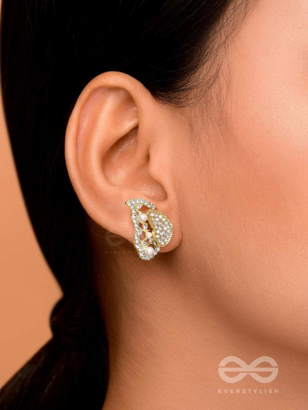 BIT OF BUTTERFLY MAGIC - GOLDEN PEARL STUDS