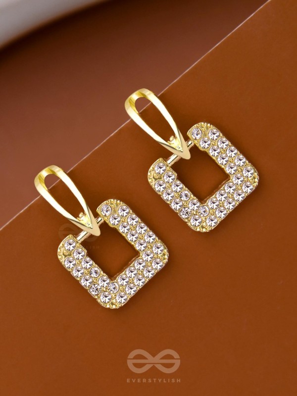 MISSIN' NOTHING - GOLDEN SPARKLING EARRINGS