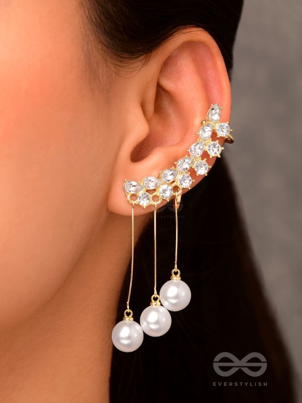 SPARKLE AND SHINE DARLIN’ - PEARLS EARCUFF EARRINGS