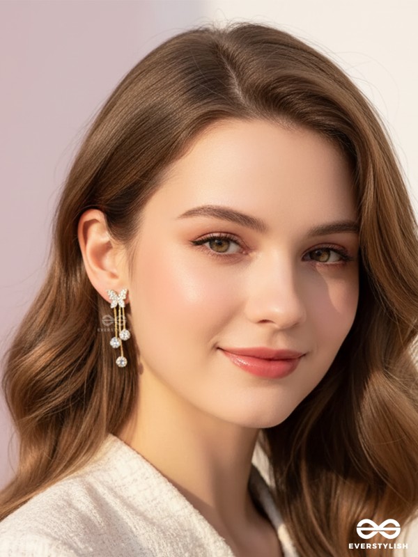 BEEN WINGING IT - GOLDEN SPARKLING EAR JACKETS