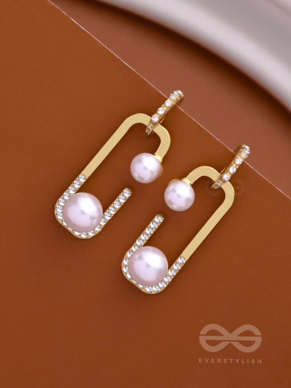 INTERLOCKED SPLENDOR - GOLDEN PEARL DROP EARRINGS