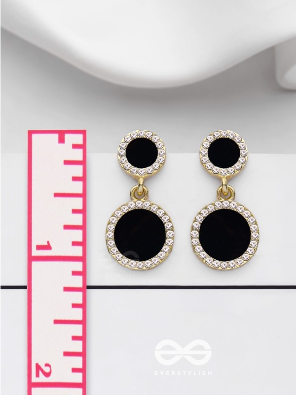 MIDNIGHT ENCHANTMENT - GOLDEN AND BLACK DROP EARRINGS